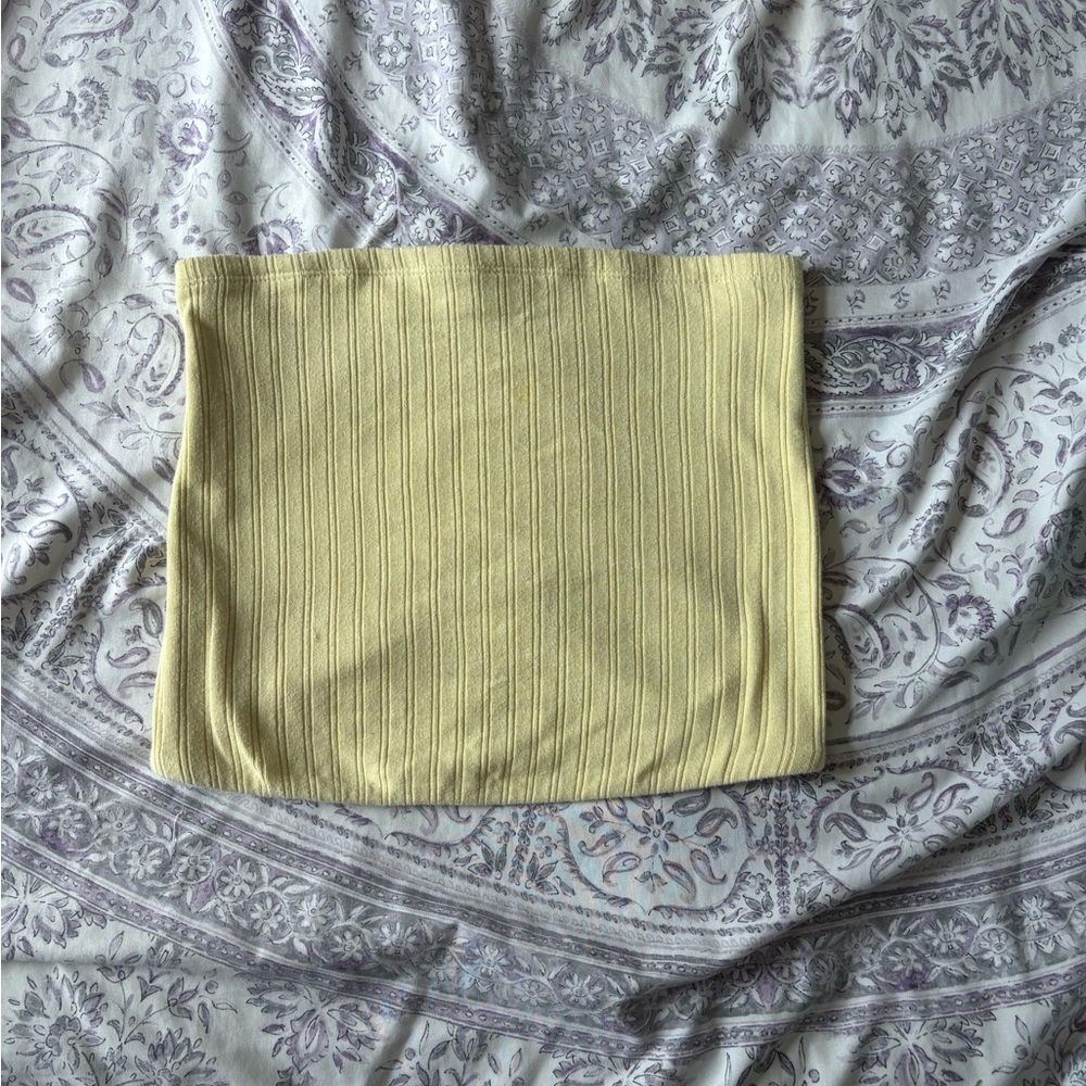 Woman’s tube top